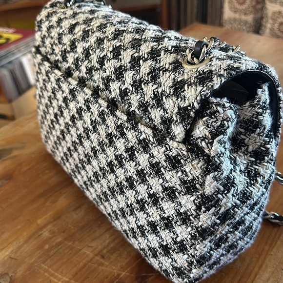 Karl Lagerfeld Paris Aygness Bag - Picture 8 of 12